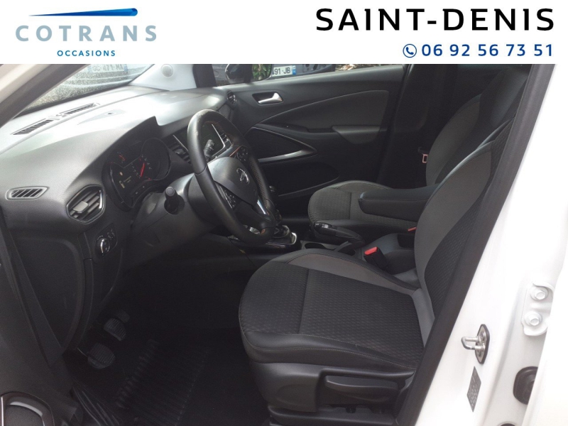 Photo 4 du véhicule OPEL Crossland X 1.2 Turbo 110ch Design 120 ans Euro 6d-T - Vue extérieure