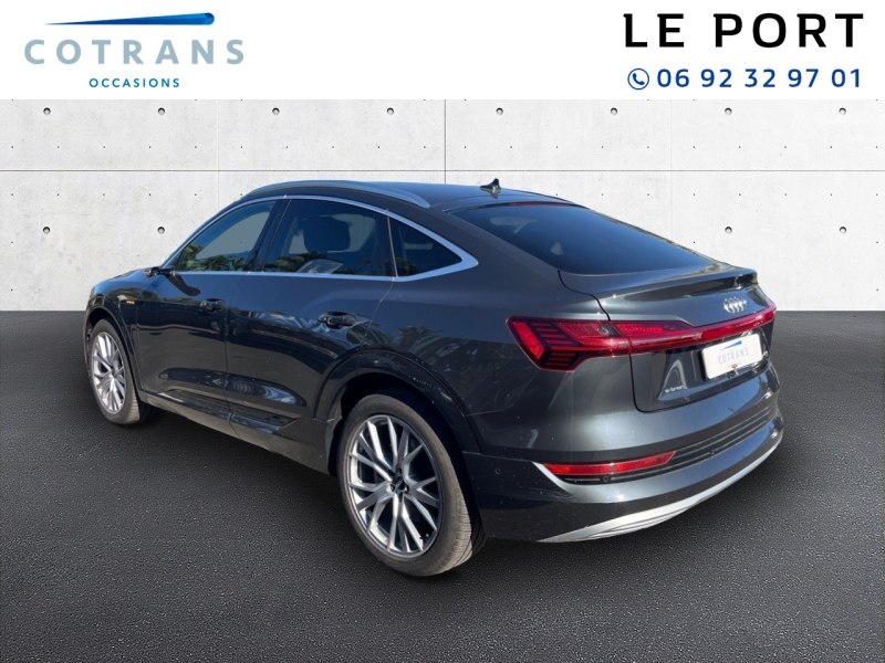 Photo 3 du véhicule AUDI e-tron Sportback 55 408ch Avus e-quattro - Vue extérieure