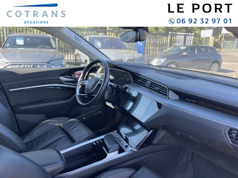Photo 6 du véhicule AUDI e-tron Sportback 55 408ch Avus e-quattro - Vue extérieure