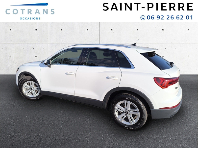 Photo 3 du véhicule AUDI Q3 35 TDI 150ch Design S tronic 7 - Vue extérieure