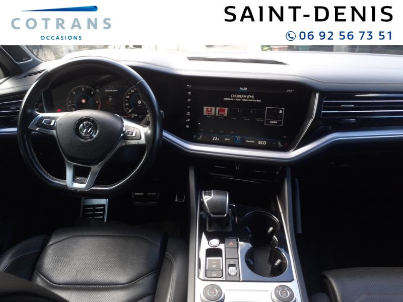 Photo 4 du véhicule VOLKSWAGEN Touareg 3.0 V6 TDI 286ch R-line Exclusive (…) - Vue extérieure