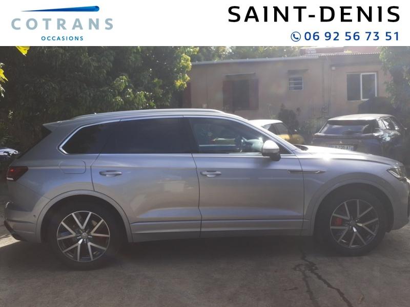 Photo 10 du véhicule VOLKSWAGEN Touareg 3.0 V6 TDI 286ch R-line Exclusive (…) - Vue extérieure