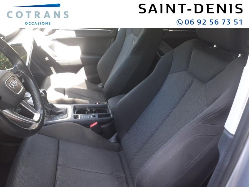 Photo 7 du véhicule AUDI Q3 35 TDI 150ch Design S tronic 7 - Vue extérieure