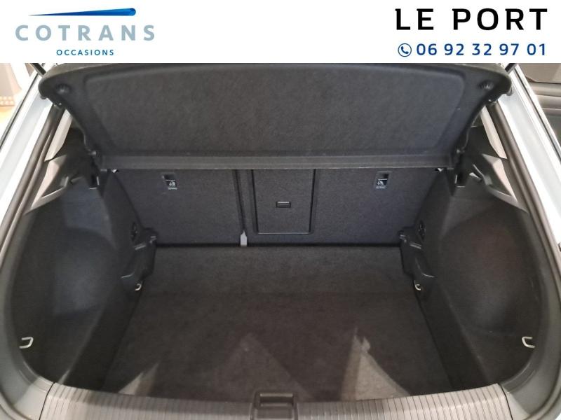 Photo 9 du véhicule VOLKSWAGEN T-Roc 1.5 TSI  110 ch R-Line - Vue extérieure
