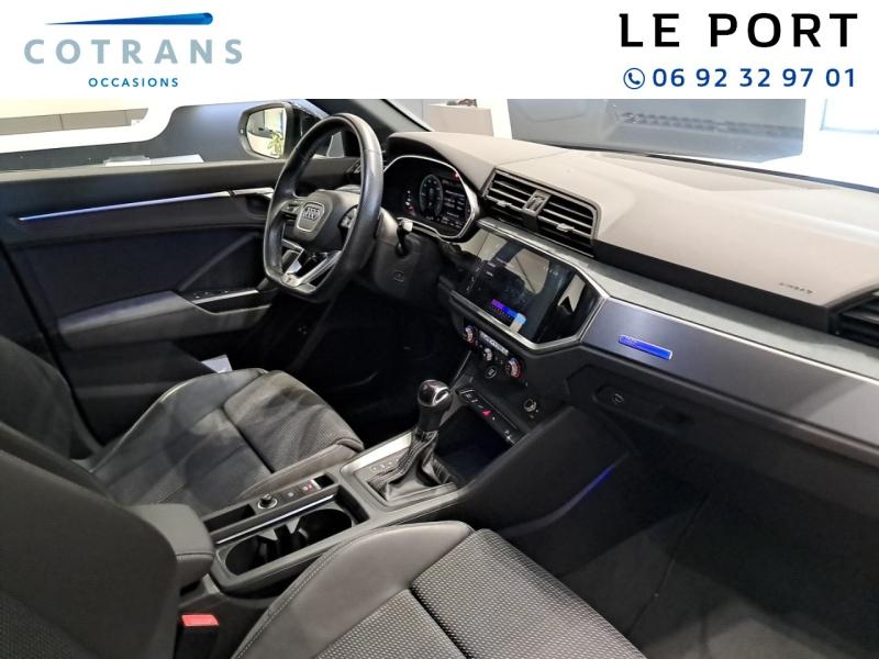 Photo 6 du véhicule AUDI Q3 Sportback 45 TFSI e 245ch S line S tronic 6 - Vue extérieure
