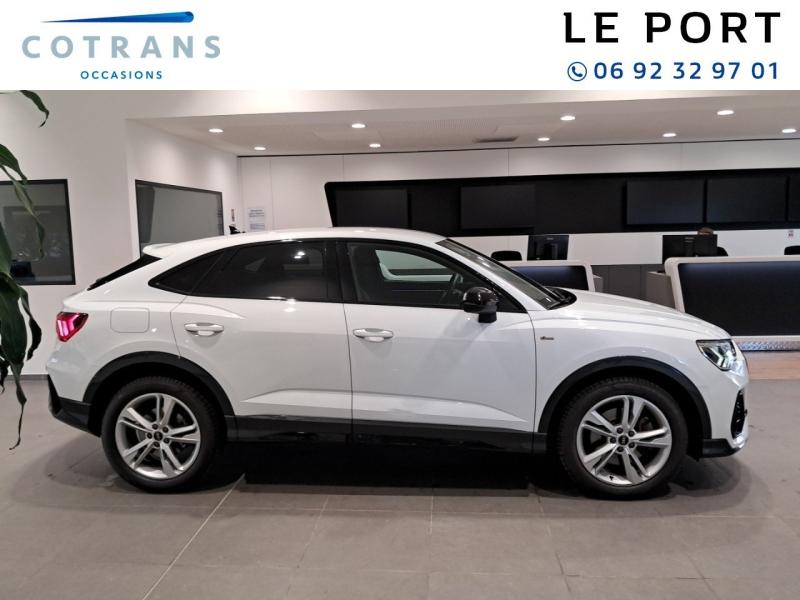 Photo 10 du véhicule AUDI Q3 Sportback 45 TFSI e 245ch S line S tronic 6 - Vue extérieure