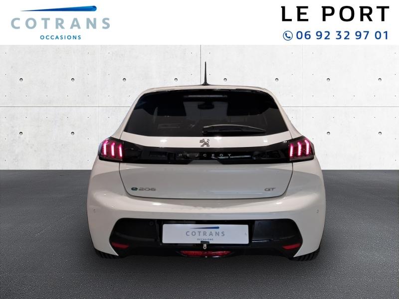 Photo 2 du véhicule PEUGEOT 208 e-208 136ch GT - Vue extérieure