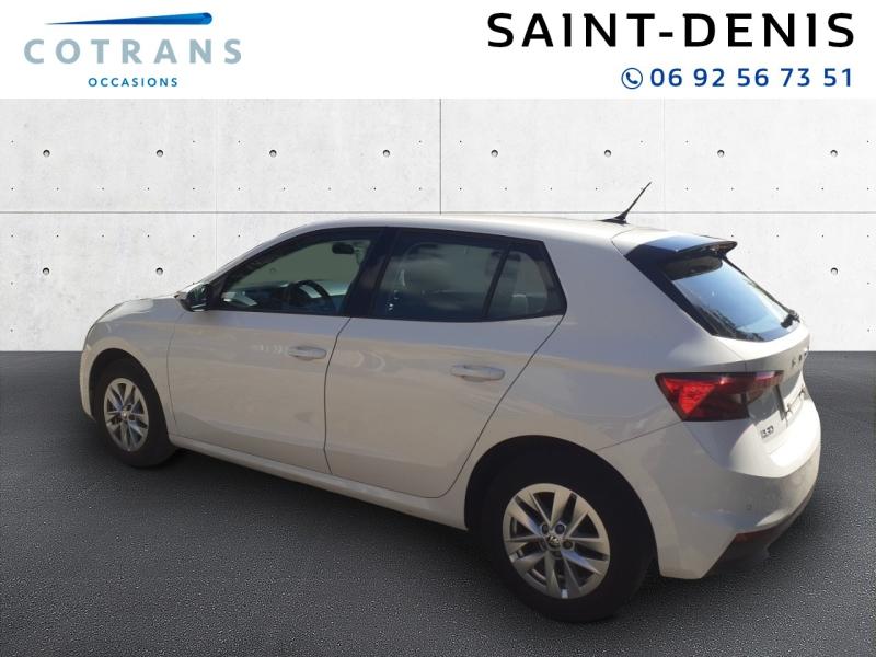 Photo 3 du véhicule SKODA Fabia 1.0 MPI 80ch Ambition - Vue extérieure