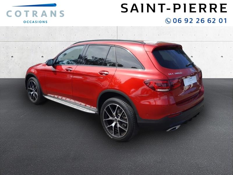 Photo 3 du véhicule MERCEDES-BENZ GLC 300 de 194+122ch AMG Line 4Matic (…) - Vue extérieure