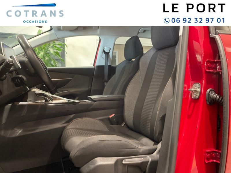 Photo 7 du véhicule PEUGEOT 3008 1.2 PureTech 130ch Allure Business (…) - Vue extérieure