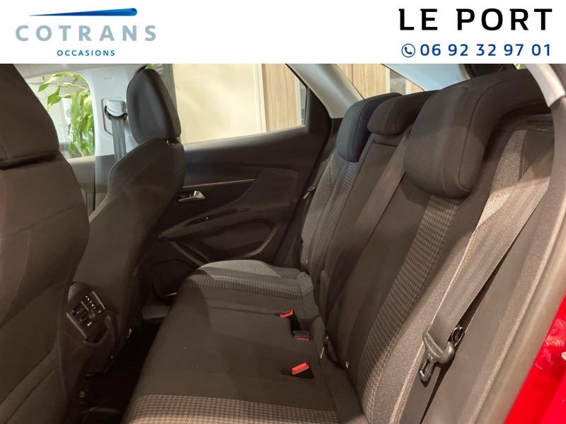 Photo 8 du véhicule PEUGEOT 3008 1.2 PureTech 130ch Allure Business (…) - Vue extérieure