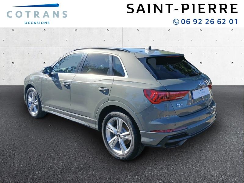 Photo 3 du véhicule AUDI Q3 35 TFSI 150ch Mild Hybrid S line S (…) - Vue extérieure
