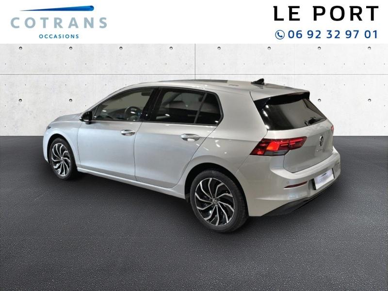 Photo 3 du véhicule VOLKSWAGEN Golf 1.0 eTSI OPF 110ch Life Plus DSG7 - Vue extérieure
