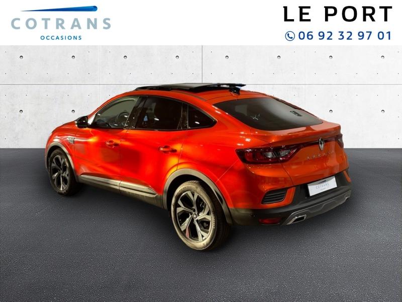 Photo 3 du véhicule RENAULT Arkana 1.3 TCe mild hybrid 140ch RS Line (…) - Vue extérieure
