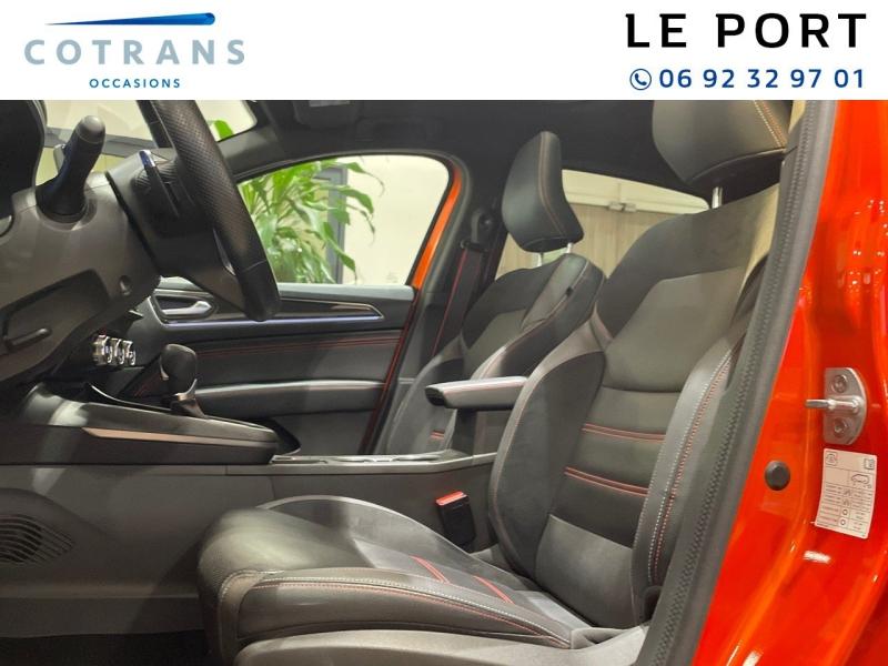 Photo 7 du véhicule RENAULT Arkana 1.3 TCe mild hybrid 140ch RS Line (…) - Vue extérieure