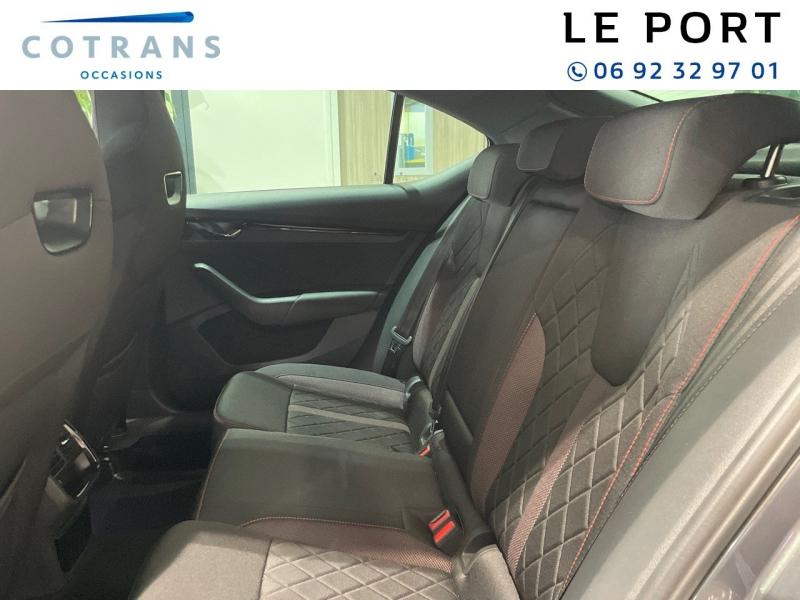 Photo 8 du véhicule SKODA Octavia 2.0 TSI 245ch RS DSG7 - Vue extérieure