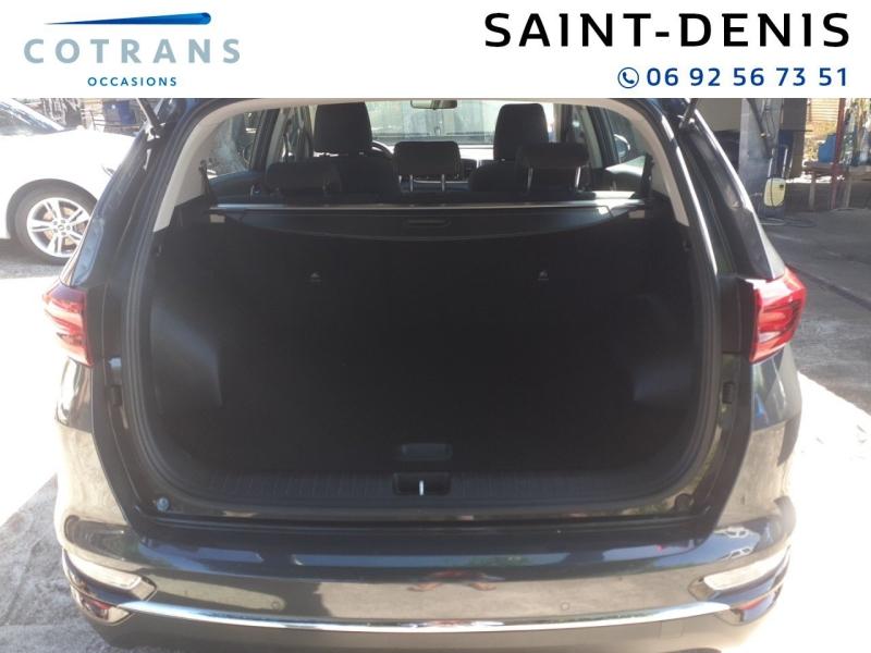 Photo 9 du véhicule KIA Sportage 1.6 CRDi 136ch MHEV Black Edition 4x2 - Vue extérieure