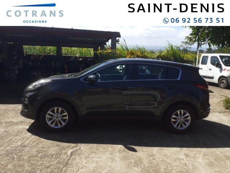 Photo 11 du véhicule KIA Sportage 1.6 CRDi 136ch MHEV Black Edition 4x2 - Vue extérieure