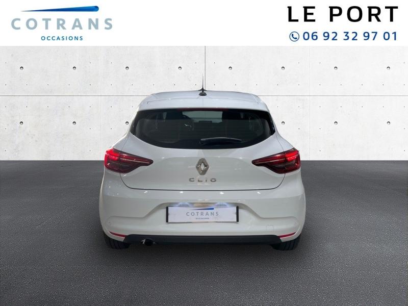 Photo 2 du véhicule RENAULT Clio 1.5 Blue dCi 100ch Limited 21N - Vue extérieure