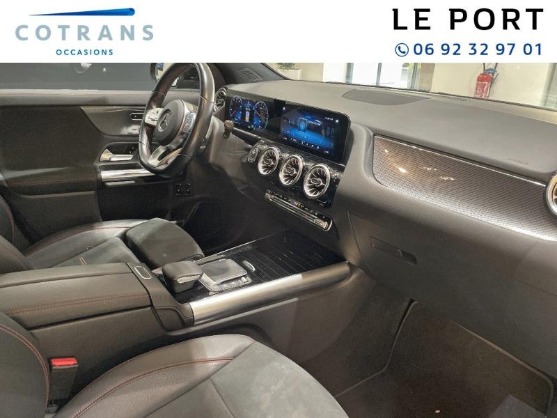 Photo 6 du véhicule MERCEDES-BENZ GLA 250 e 160+102ch AMG Line 8G-DCT - Vue extérieure