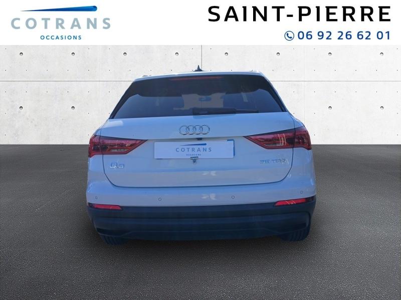 Photo 2 du véhicule AUDI Q3 35 TFSI 150ch Mild Hybrid Design S (…) - Vue extérieure