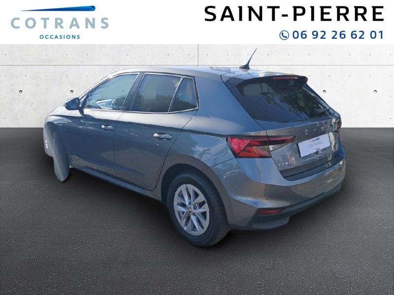 Photo 3 du véhicule SKODA Fabia 1.0 MPI 80ch Ambition - Vue extérieure