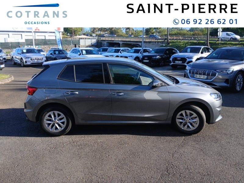 Photo 10 du véhicule SKODA Fabia 1.0 MPI 80ch Ambition - Vue extérieure