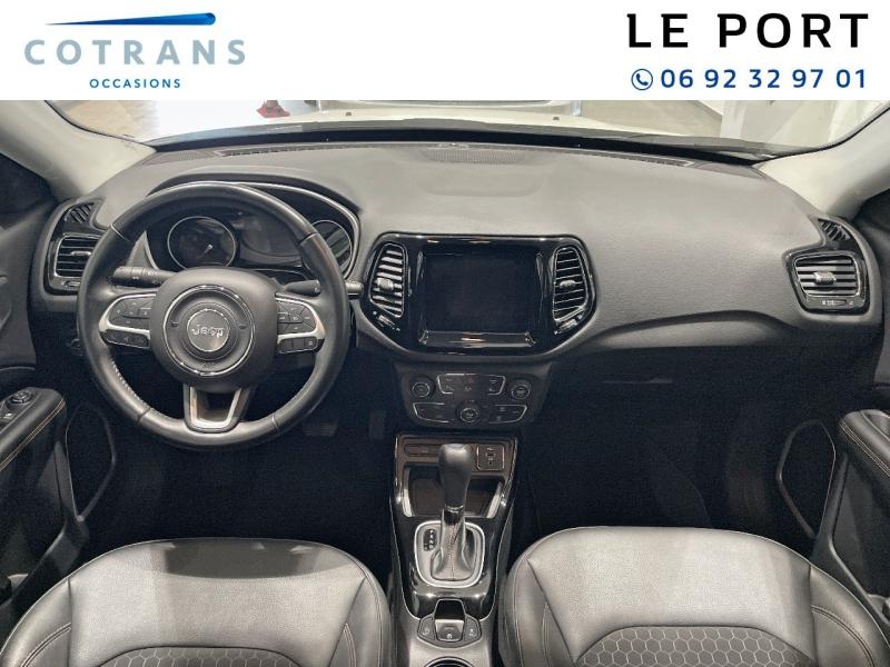 Photo 4 du véhicule JEEP Compass 1.3 GSE T4 150ch Brooklyn Edition (…) - Vue extérieure