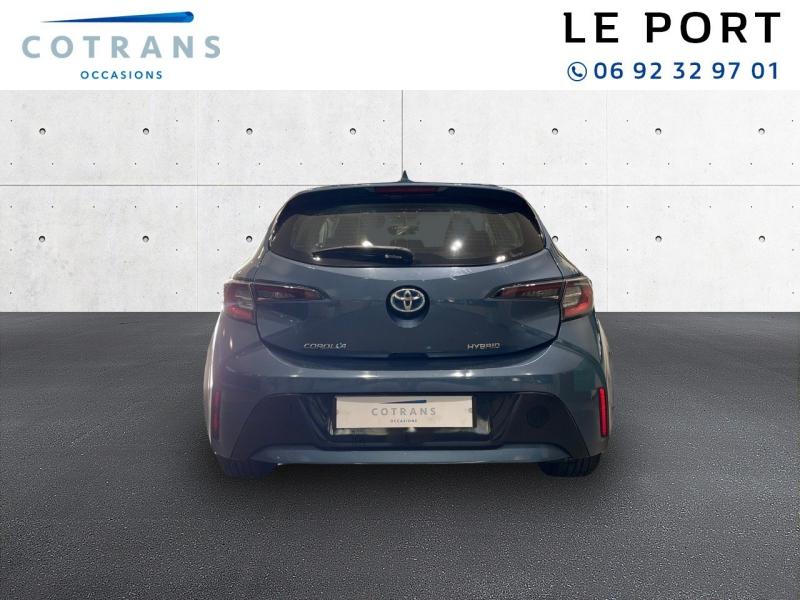 Photo 2 du véhicule TOYOTA Corolla 122h Design MY21 - Vue extérieure