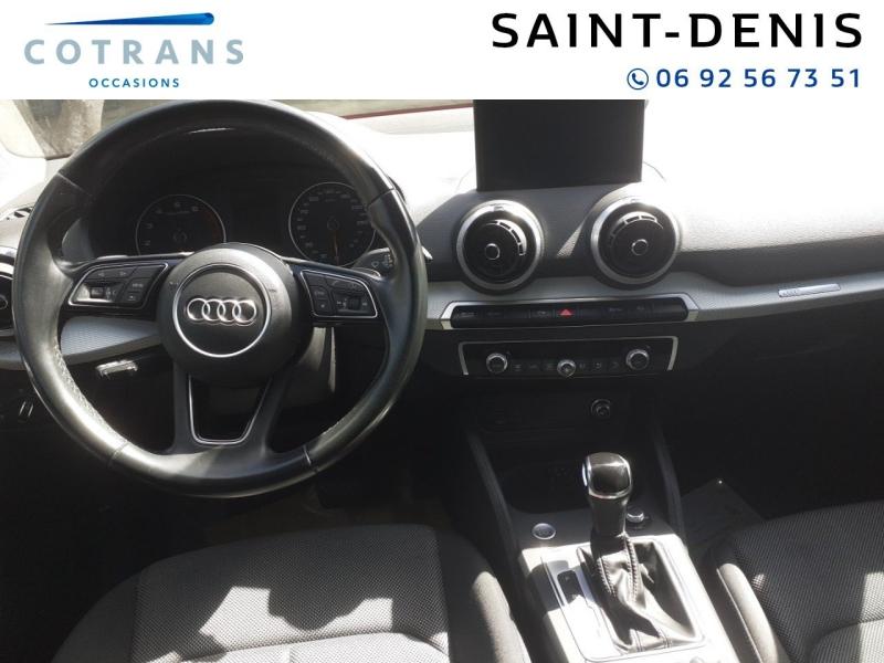Photo 4 du véhicule AUDI Q2 35 TFSI 150ch Design S tronic 7 - Vue extérieure