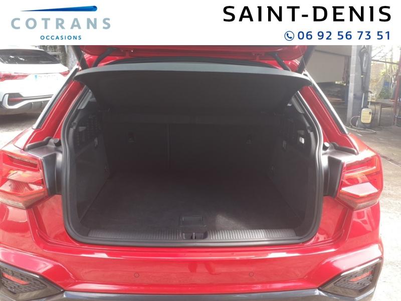 Photo 9 du véhicule AUDI Q2 35 TFSI 150ch Design S tronic 7 - Vue extérieure