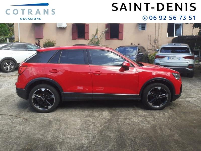 Photo 10 du véhicule AUDI Q2 35 TFSI 150ch Design S tronic 7 - Vue extérieure