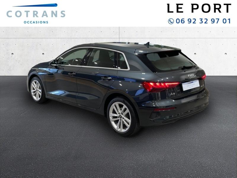 Photo 3 du véhicule AUDI A3 Sportback 35 TFSI 150ch Mild Hybrid Design S (…) - Vue extérieure