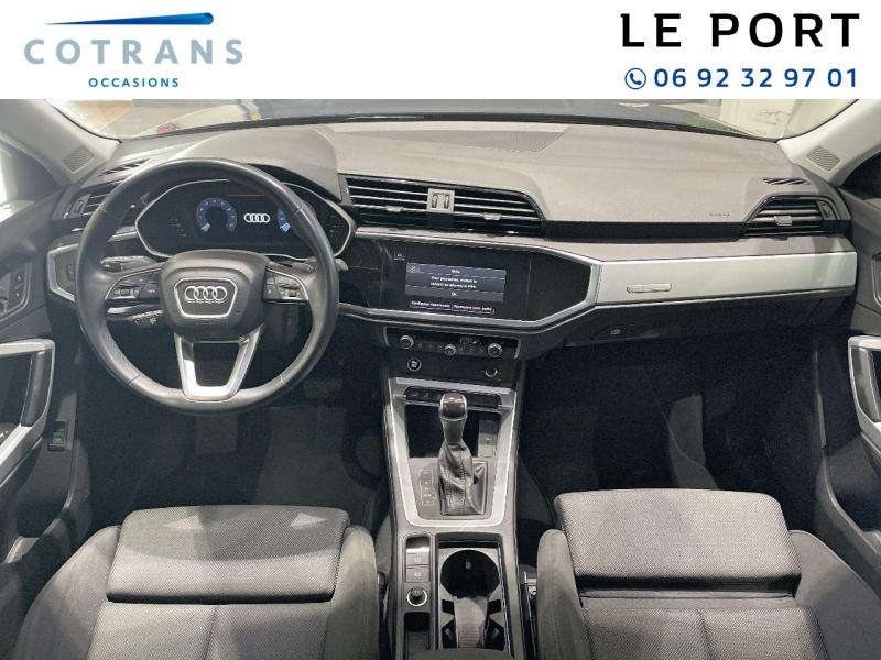 Photo 4 du véhicule AUDI Q3 Sportback 35 TFSI 150ch Design S tronic 7 - Vue extérieure
