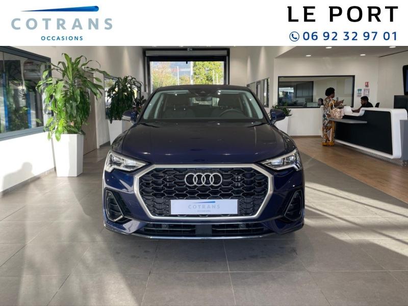 Photo 5 du véhicule AUDI Q3 Sportback 35 TFSI 150ch Design S tronic 7 - Vue extérieure