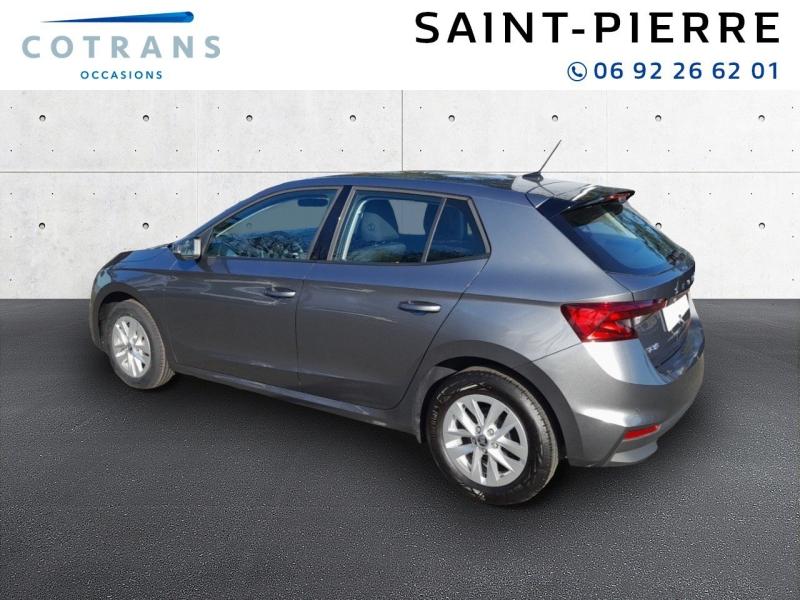Photo 3 du véhicule SKODA Fabia 1.0 MPI 80ch Ambition - Vue extérieure