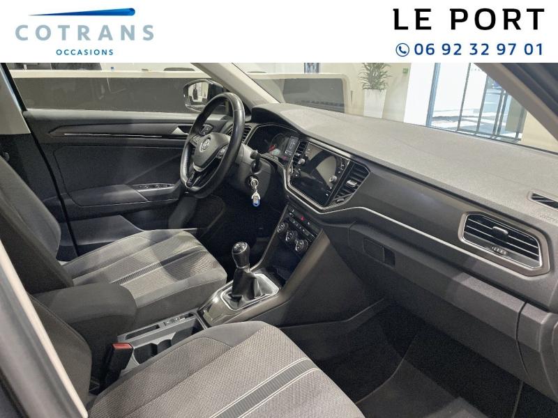 Photo 6 du véhicule VOLKSWAGEN T-Roc 1.0 TSI 115ch Lounge 134g - Vue extérieure