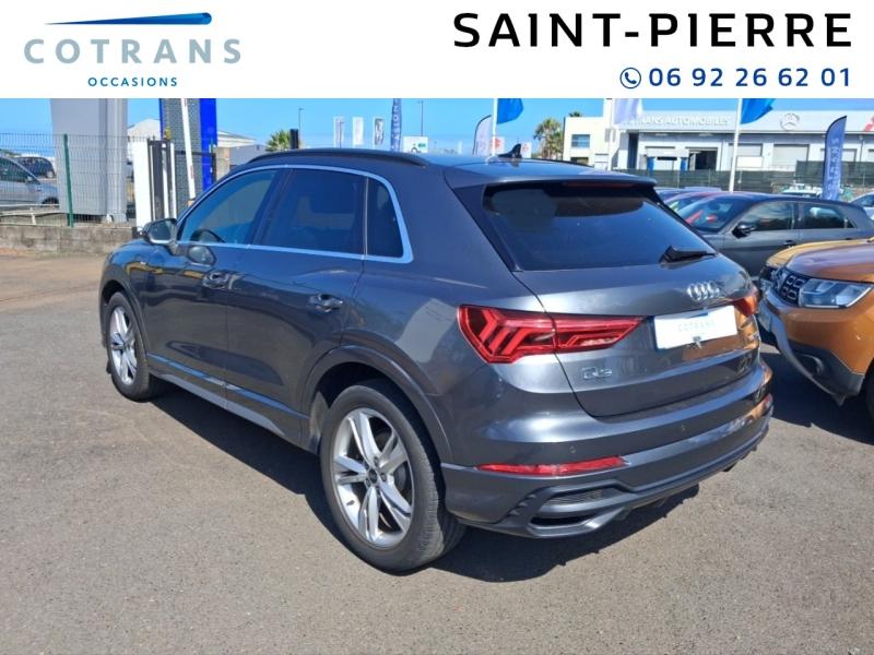 Photo 3 du véhicule AUDI Q3 35 TFSI 150ch Mild Hybrid S line S (…) - Vue extérieure