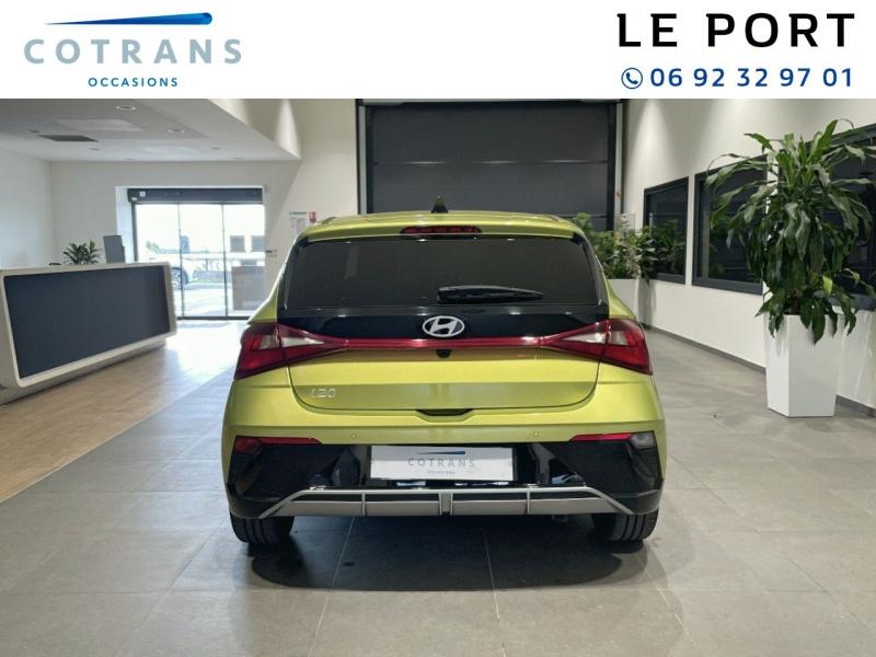 Photo 2 du véhicule HYUNDAI i20 1.0 T-GDi 100ch Intuitive DCT-7 - Vue extérieure