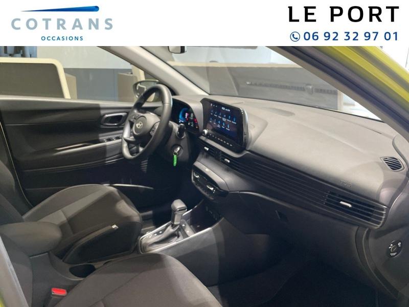 Photo 6 du véhicule HYUNDAI i20 1.0 T-GDi 100ch Intuitive DCT-7 - Vue extérieure