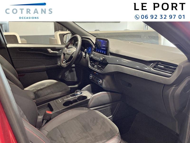Photo 6 du véhicule FORD Kuga 1.5 EcoBlue 120ch ST-Line Powershift - Vue extérieure