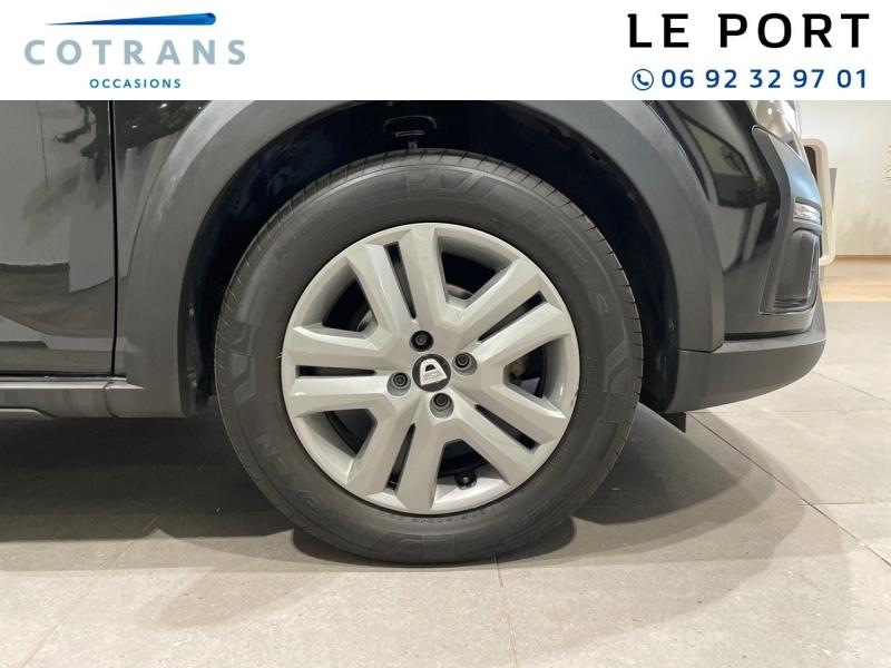 Photo 10 du véhicule DACIA Sandero 1.0 TCe 90ch Stepway Essentiel -22 - Vue extérieure