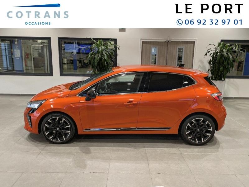 Photo 11 du véhicule RENAULT Clio 1.6 E-Tech 145ch full hybrid Techno - 24 - Vue extérieure
