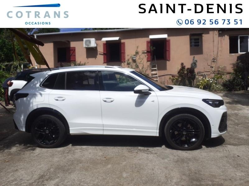 Photo 10 du véhicule VOLKSWAGEN Tiguan 2.0 TDI 150ch R-Line DSG7 - Vue extérieure