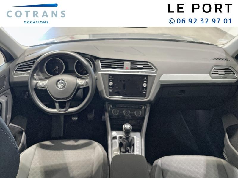 Photo 4 du véhicule VOLKSWAGEN Tiguan 1.5 TSI EVO 130ch Confortline Euro6d-T - Vue extérieure
