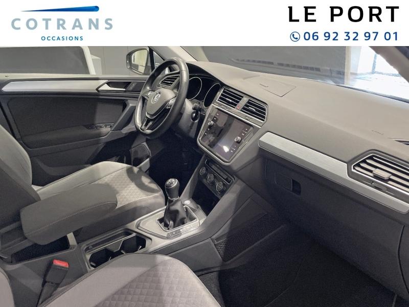 Photo 6 du véhicule VOLKSWAGEN Tiguan 1.5 TSI EVO 130ch Confortline Euro6d-T - Vue extérieure