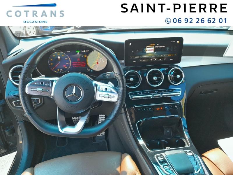 Photo 4 du véhicule MERCEDES-BENZ GLC 300 de 194+122ch AMG Line 4Matic (…) - Vue extérieure