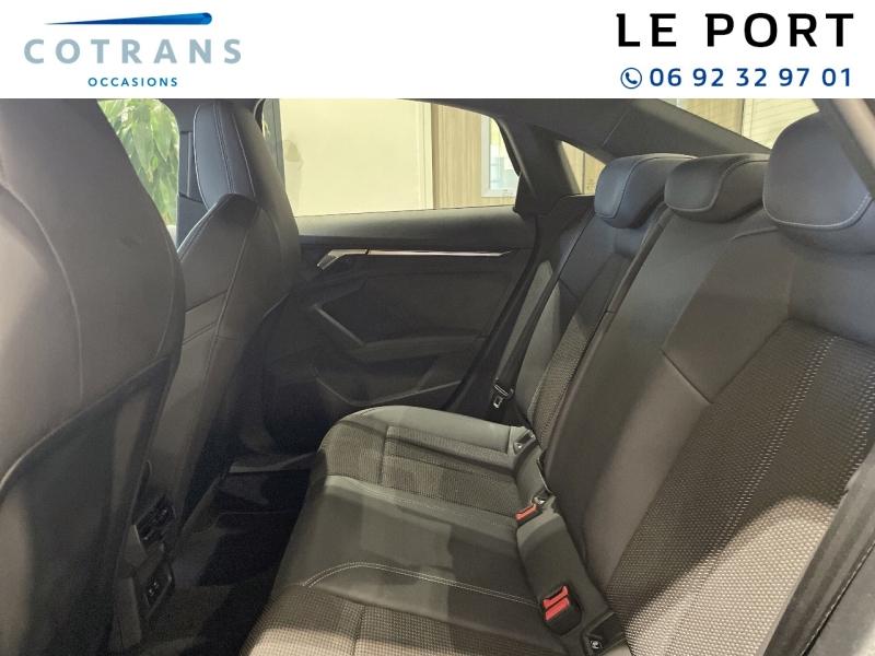 Photo 8 du véhicule AUDI A3 Berline 35 TFSI 150ch Mild Hybrid S line S (…) - Vue extérieure