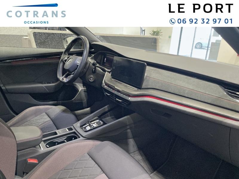 Photo 6 du véhicule SKODA Octavia 1.4 TSI PHEV iV 245ch RS DSG6e Euro6d-AP - Vue extérieure