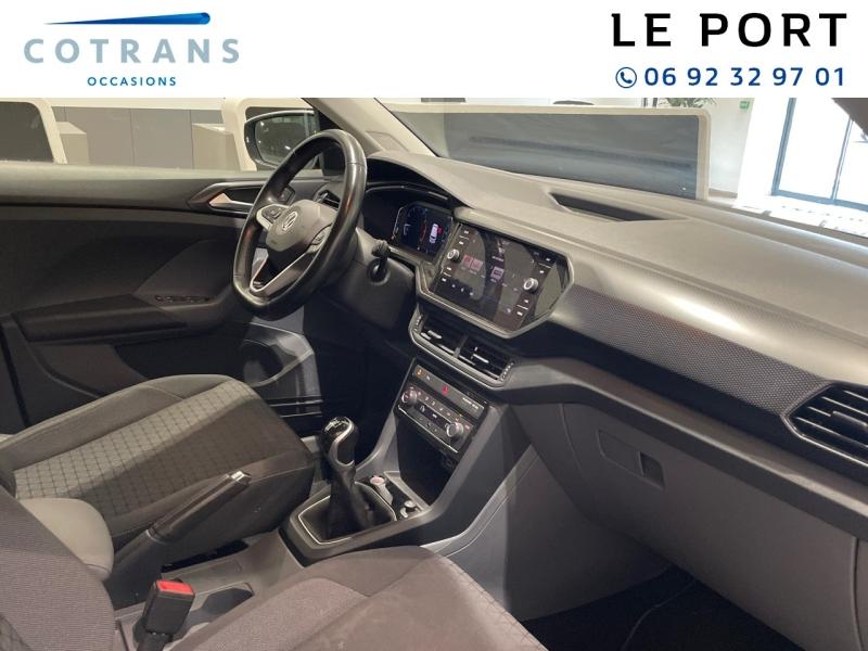 Photo 6 du véhicule VOLKSWAGEN T-Cross 1.0 TSI 95ch - Vue extérieure